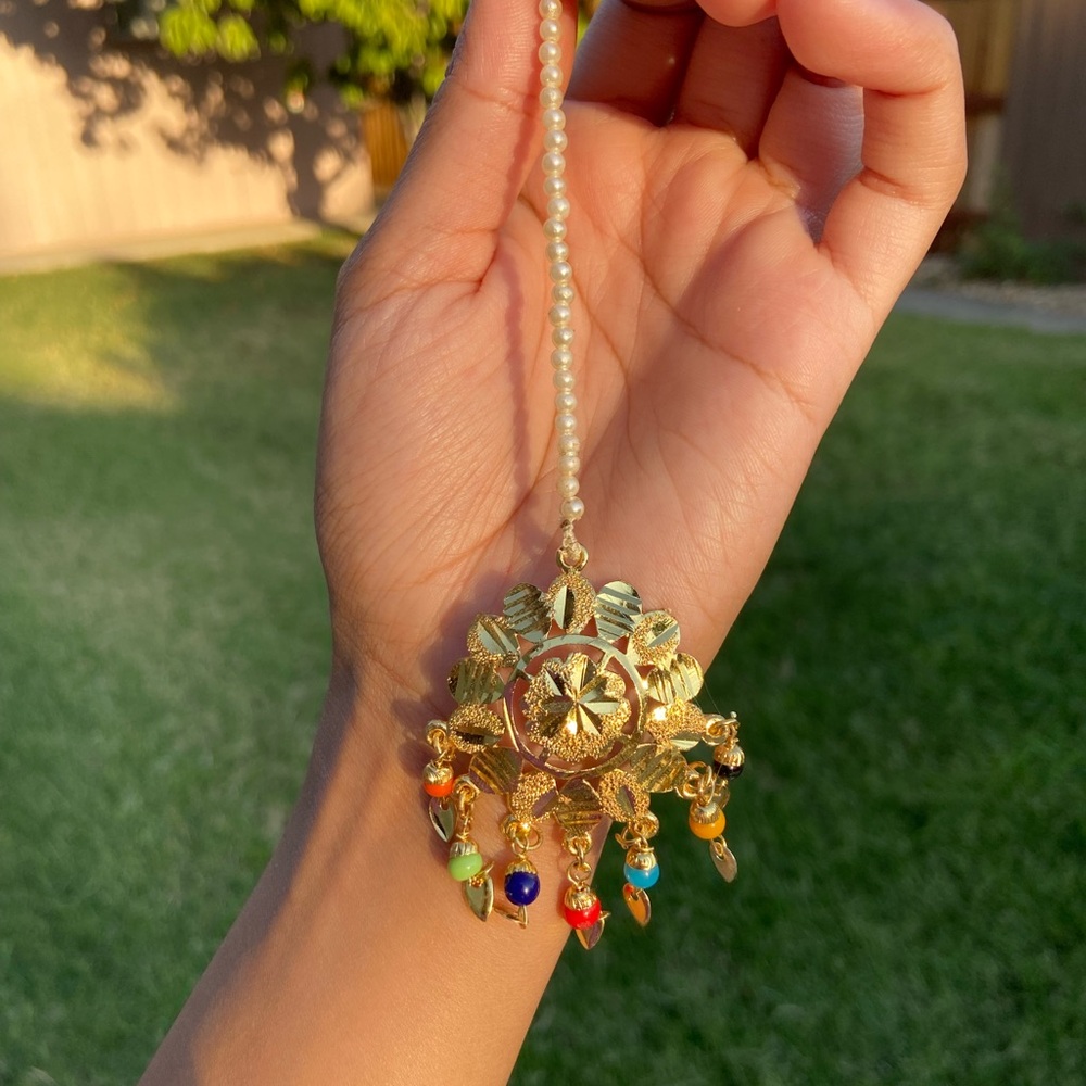 Elegant Gold Multicolor Indian Tikka